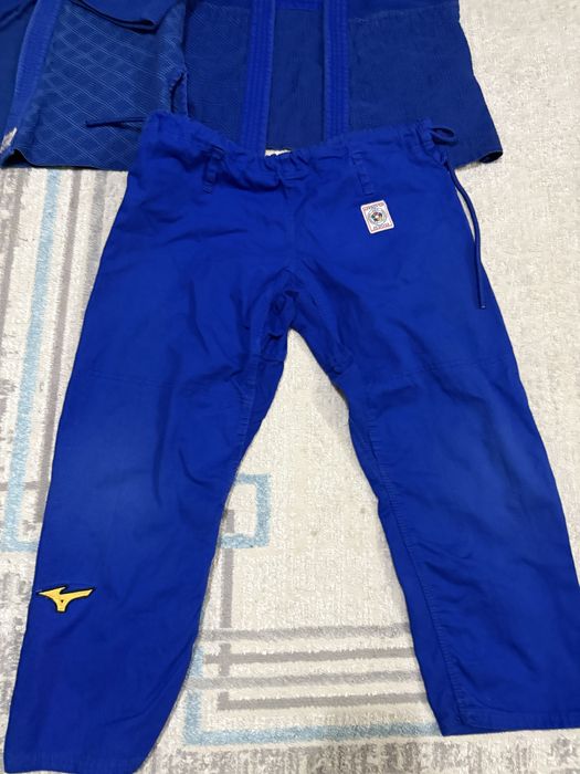 дзюдо кимоно мизуно 165,170 2+1