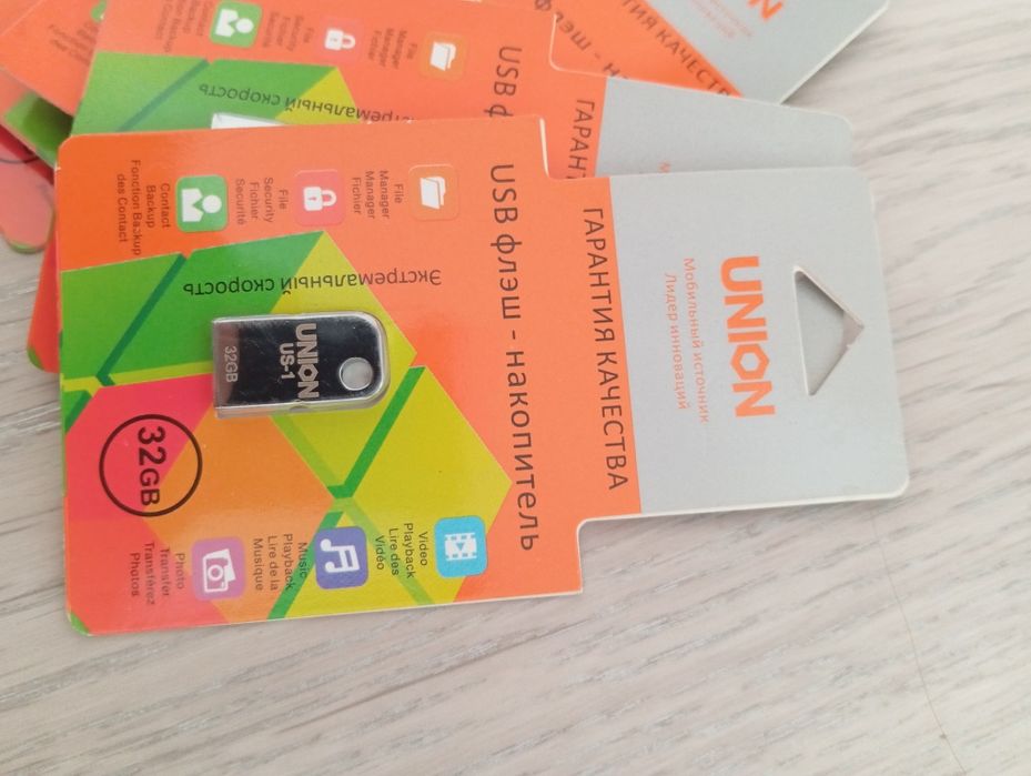 Флеш накопитель USB 32Гб