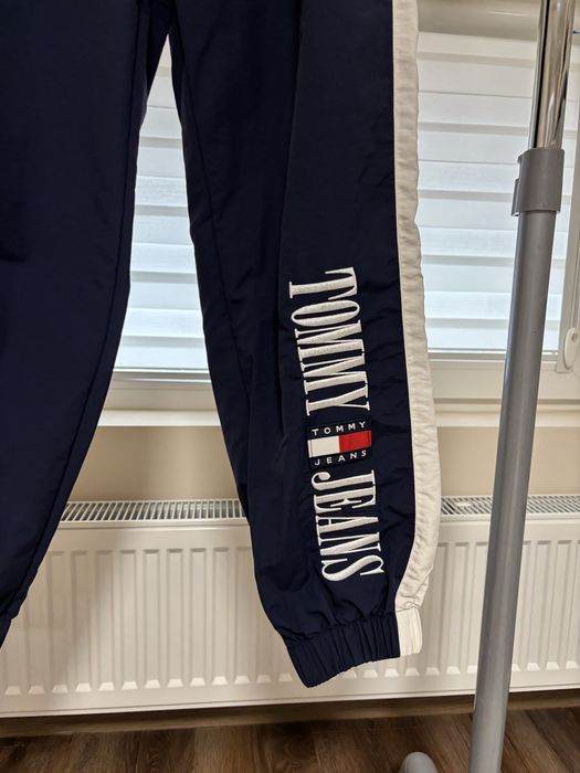 Tommy Jeans спортен панталон/анцунг