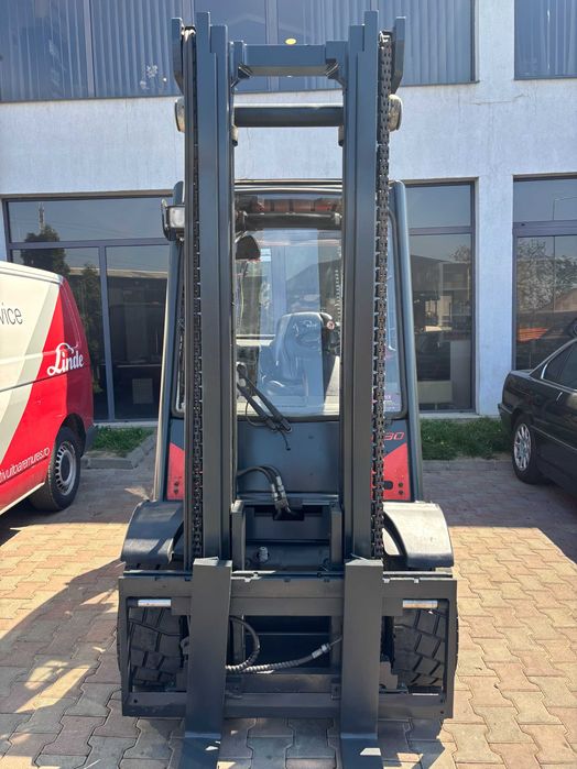 Stivuitor - Motostivuitor Linde H30D-02 Diesel An fabricație: 11/2013