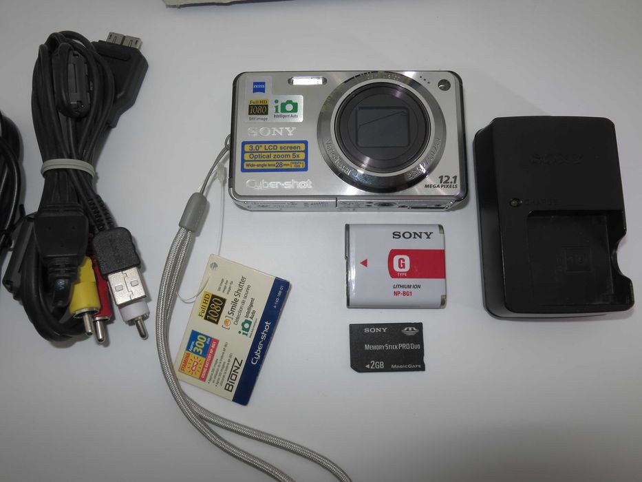 Sony Cyber-shot W290 компактен цифров фотоапарат, дигитална камера, оптика Zeiss супер качество, като НОВ, пълен комплект, работи отлично!