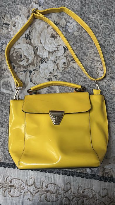 Сумка Женская лимонного цвета