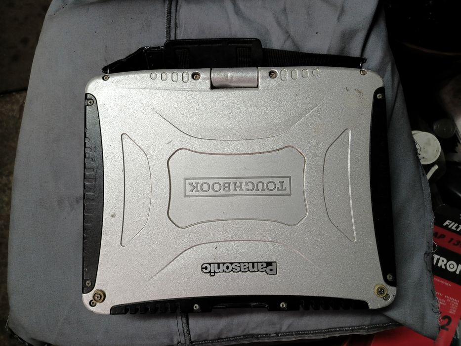 Panasonic Toughbook CF-19