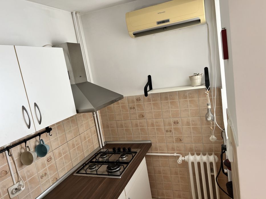 Garsoniera moderna in apropiere de metrou Lujerului
