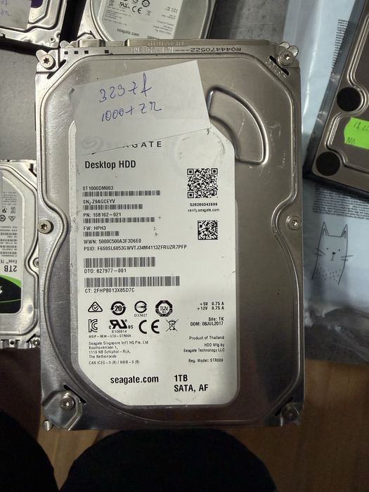 Lot 4 hard disk uri 1tb