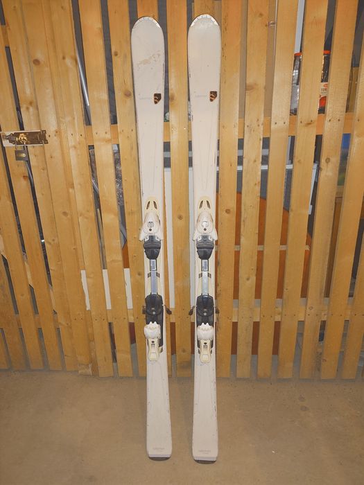 Vând schiuri Salomon 167 cm