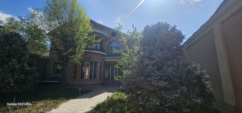 Продаётся Элитный дом Мирзо Улугбекском 12 Соток Центр Луначарский