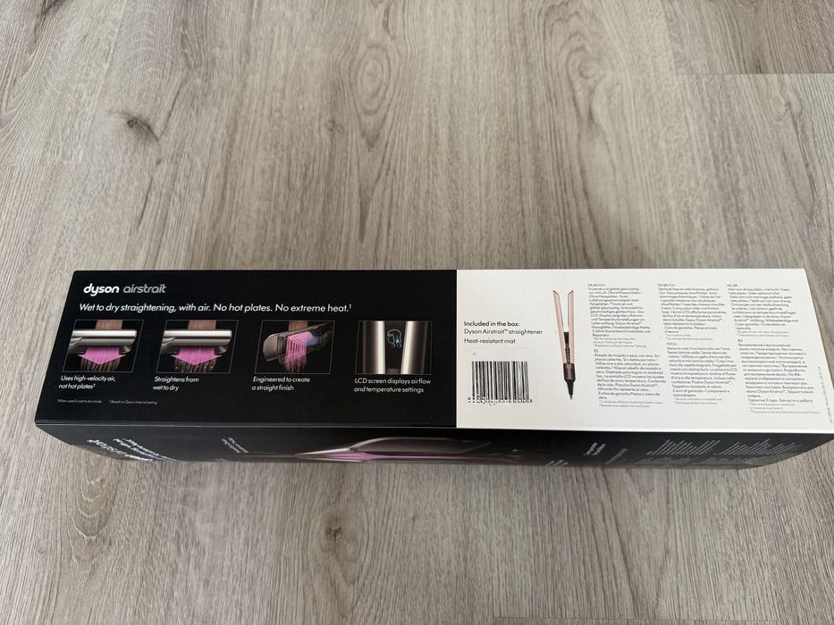 Dyson airstrait оргинален нов