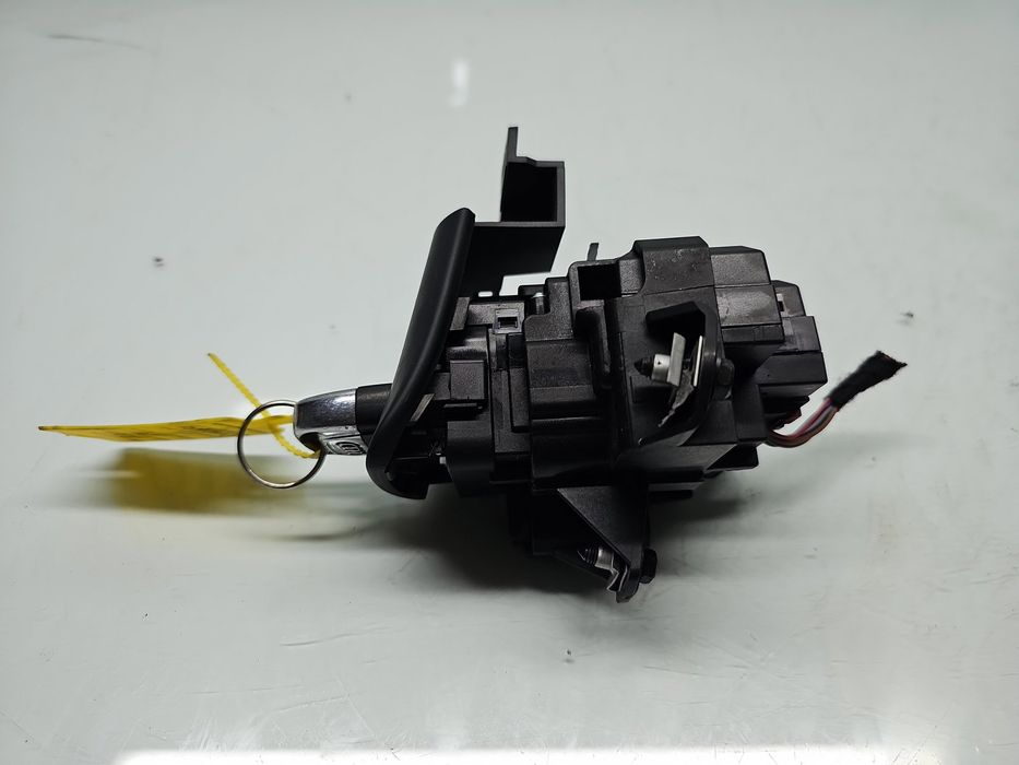 Contact cu cheie AUDI A4 (8K2, B8) [Fabr 2008-2015] 8K0909131D 2.0 TDI