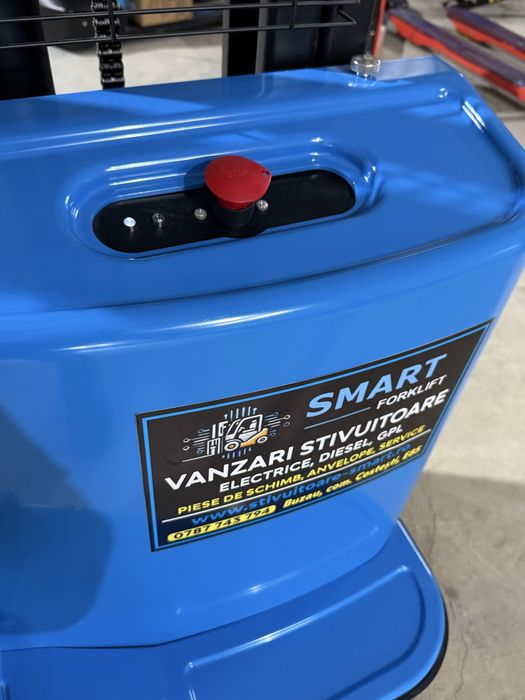 Transpaleta Electrica cu Catarg Liza Electrica
