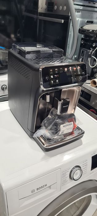 Кафеавтомат Phillips HD5447/90 Като Нов!
