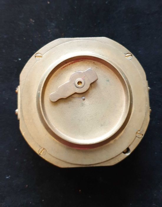 Busola din alama Stanley London