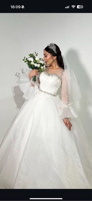 Свадебное платье