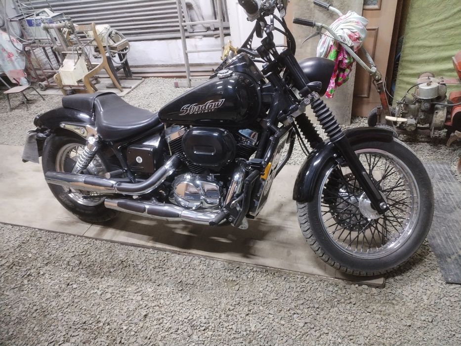 Хонда Шадоу спирит