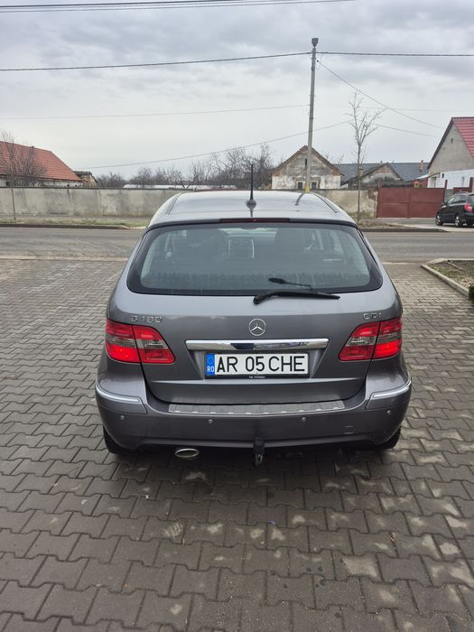 Mercedes B class