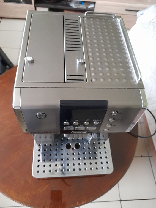 Автоматична кафе машина