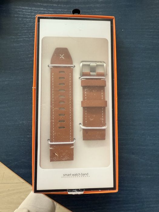 Garmin 51 мм кожена верижка 26мм