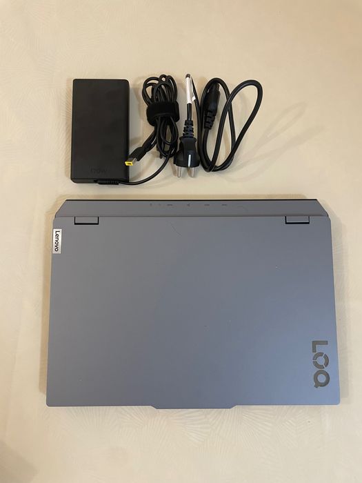 Ноутбук Lenovo LOQ 15IRX9