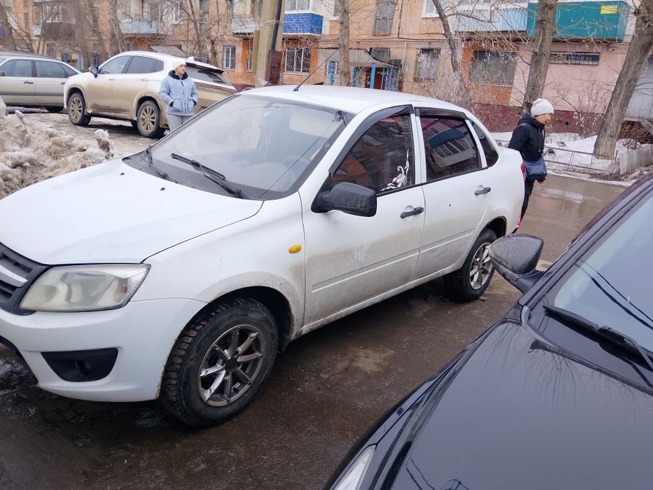 Продам лада гранта 2013 года