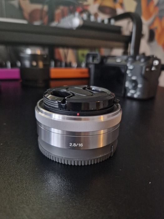 Obiectiv Sony 16mm f2.8 apsc
