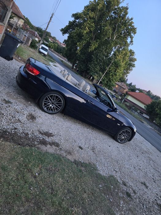 Бмв е93 325i 218k.с