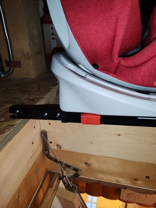 Scaun auto copil rotativ