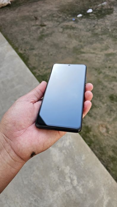 Pocco x4 Pro 5g 8+4/256