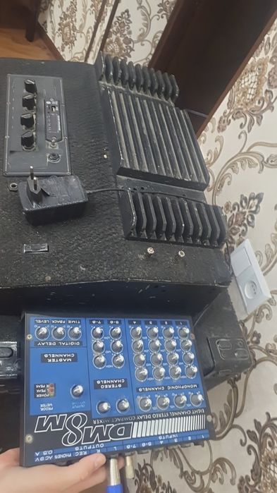 Продаются колонки в комплекте Дивиди Караоке музыкальная система