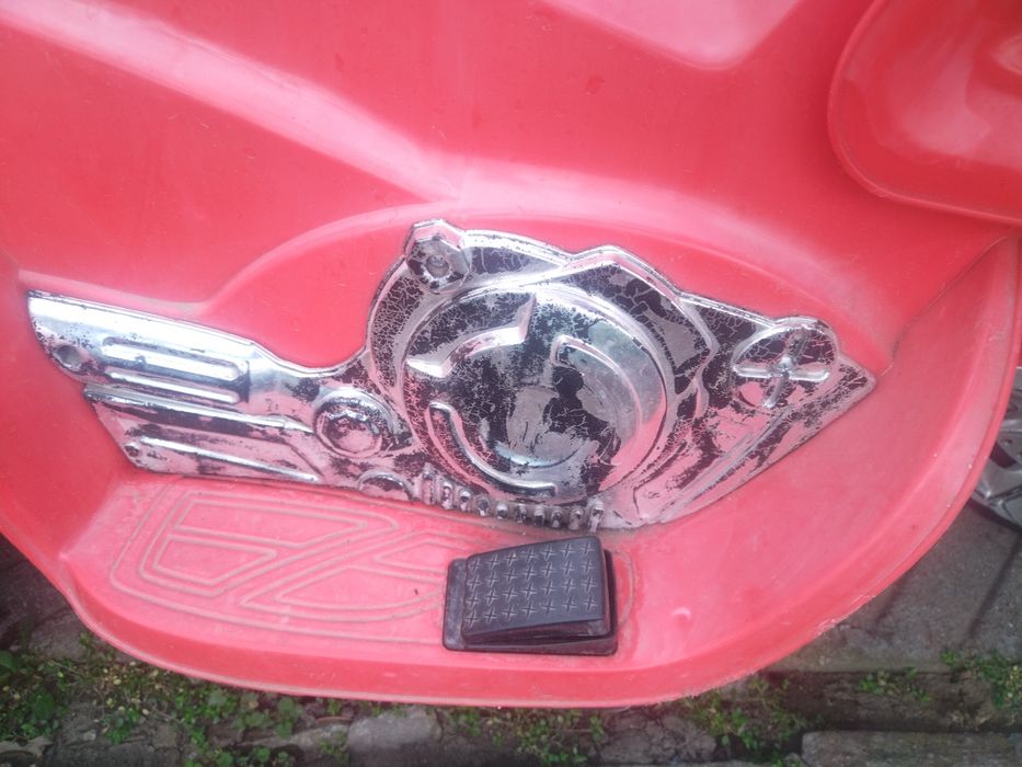 Детска електрическа триколка.
Цената е съобразена със състоянието.