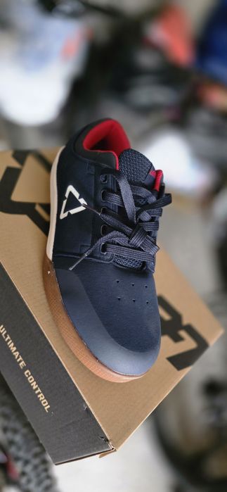 МТБ обувки Leatt  за колоездене