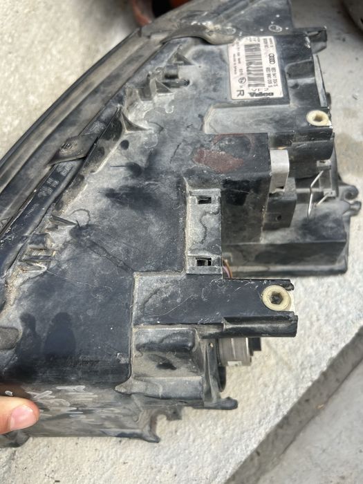 Ксенонови фарове за Ауди б6/ Xenon AUDI B6