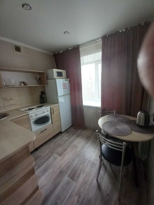 1,5 почасово,посуточно ул.крылова