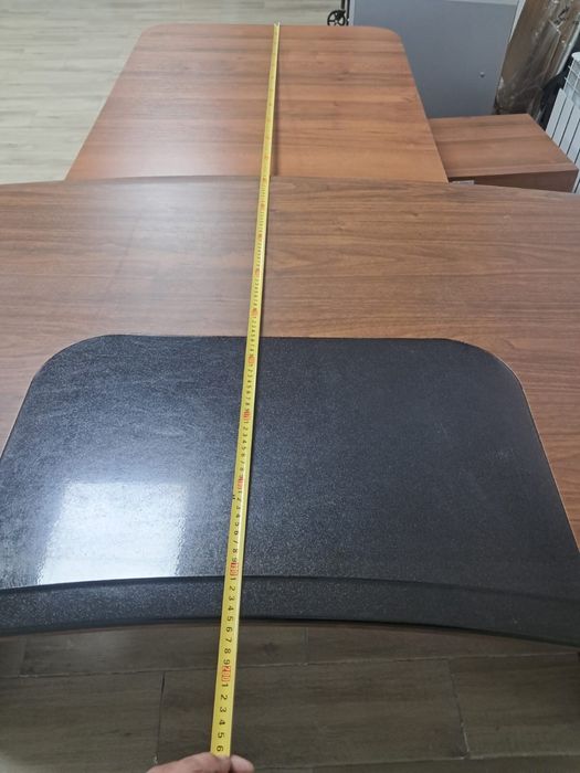 Продам стол с тумбой