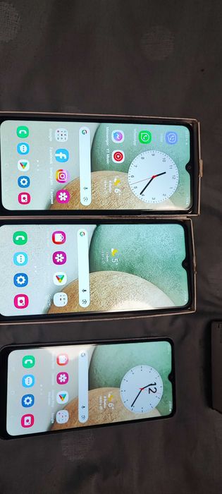 Продавам Samsung Galaxy A12 4GB RAM / 64GB ROM