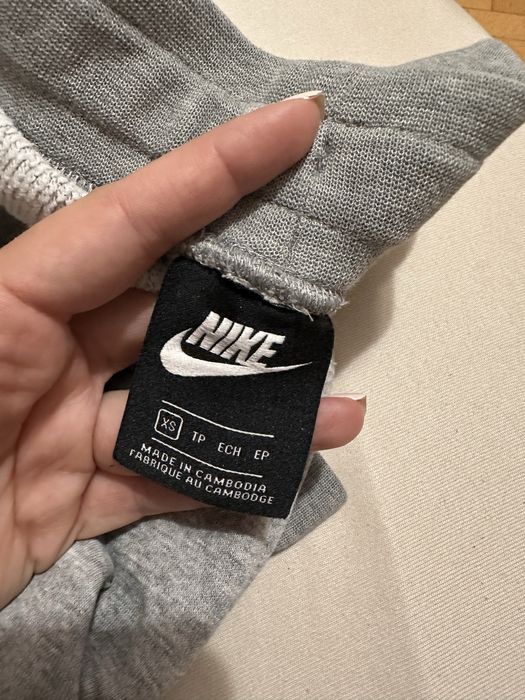 Дамски анцуг Nike xs