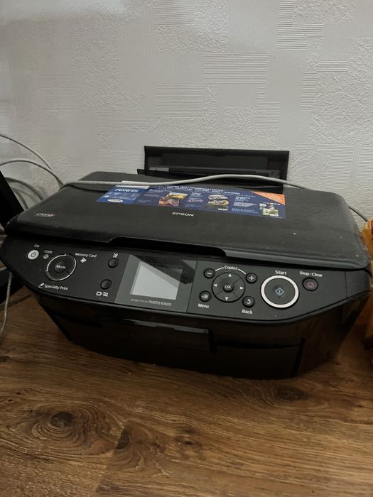 Продам цветной Принтер сканер