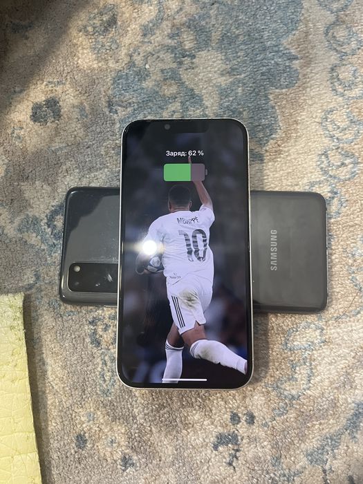 Обменаю samsung s20