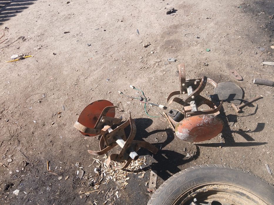 Vând motocultor  funcțional
