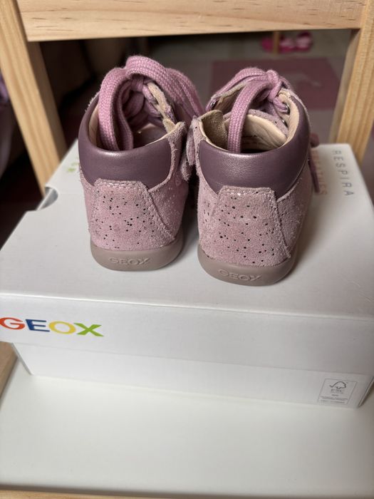 Ghete roz Geox marimea 22