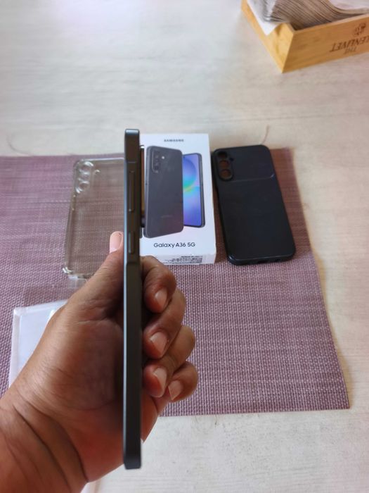 Продавам Samsung Galaxy A36 5G , 6GB/128GB