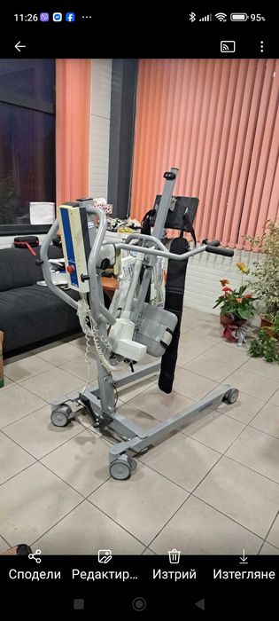 Продавам вертикализиращ лифтер Албатрос, малко употребяван