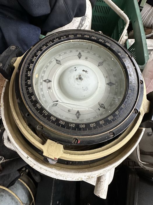 Руски Корабен компас