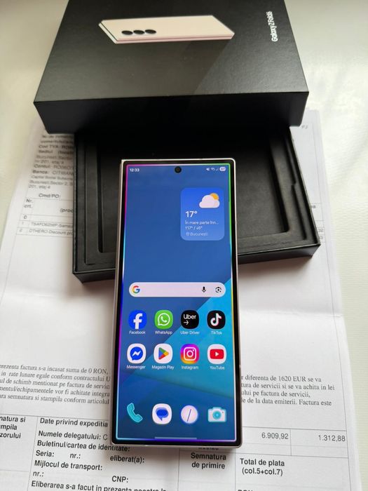 Samsung Galaxy Z Fold 6