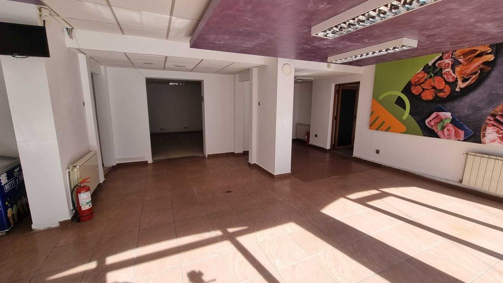 Spațiu comercial de vânzare, str. Vasile Goldiș