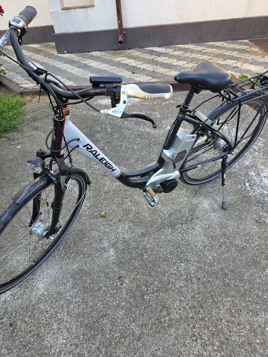 Biciclete electrice diferite modele .