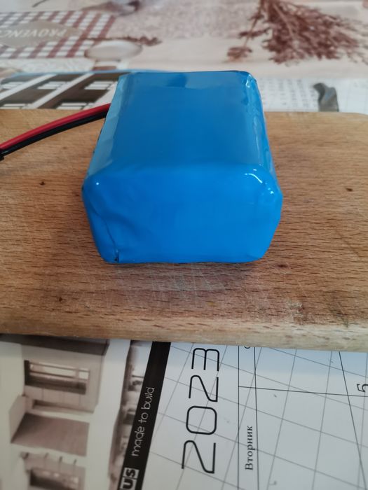 Батерия за лодка 7.4 в 10ач  и 12.6 15ач