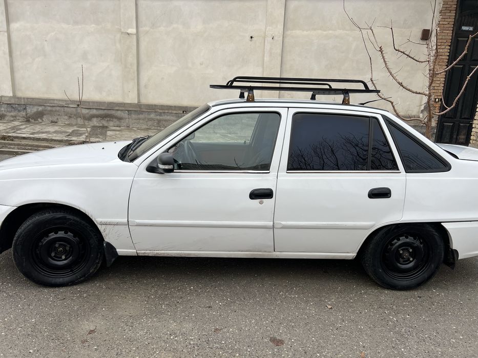 Nexia 2 1.6 Moshina yaxshi holatda