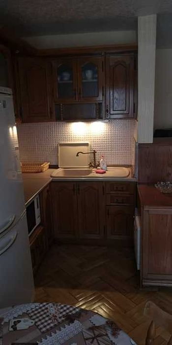 Дава се под наем Тристаен апартамент в Бургас, Център - 90 кв.м за 225 € - Снимка #21