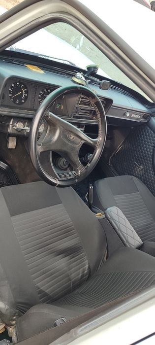 Ваз 2107 сотилади