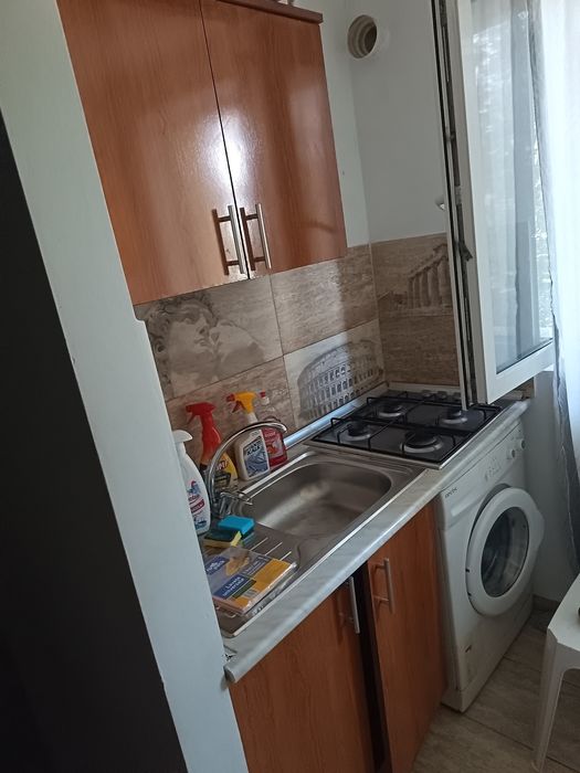 Vand garsonieră confort 3